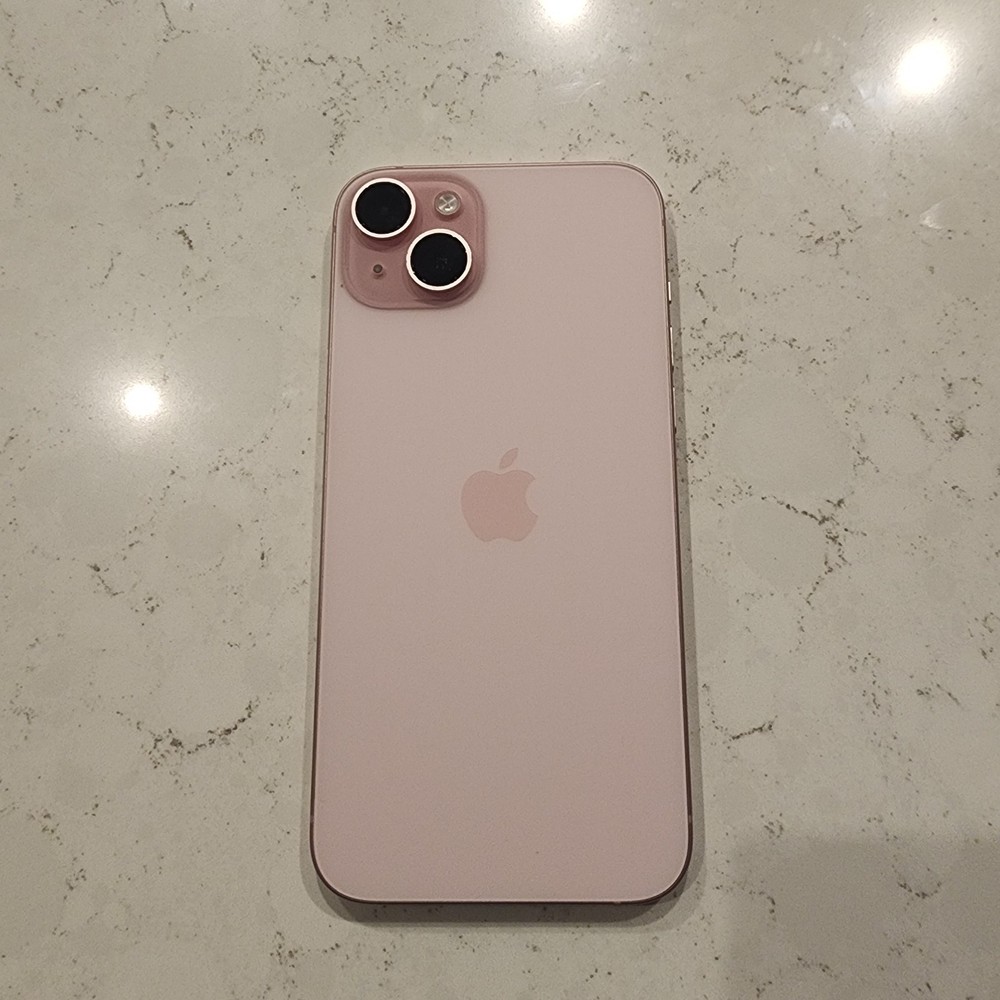 Apple iPhone 15 Plus – 128 GB – Pink (Unlocked) Esn Checks