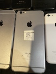 Lot Of 8 Mixed Apple iPhone – Mix GB – Locked- Cracked