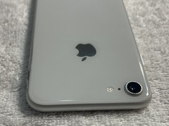 Apple iPhone 8 – 64GB – Silver A1863 MQ732LL/A Unlocked