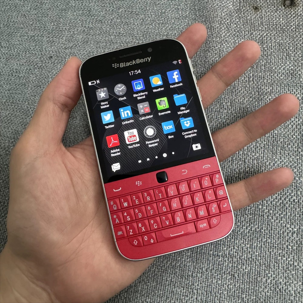 BlackBerry Classic Q20 Unlocked 4G LTE Retro Smartphone 16GB+2GB RAM QWERTY