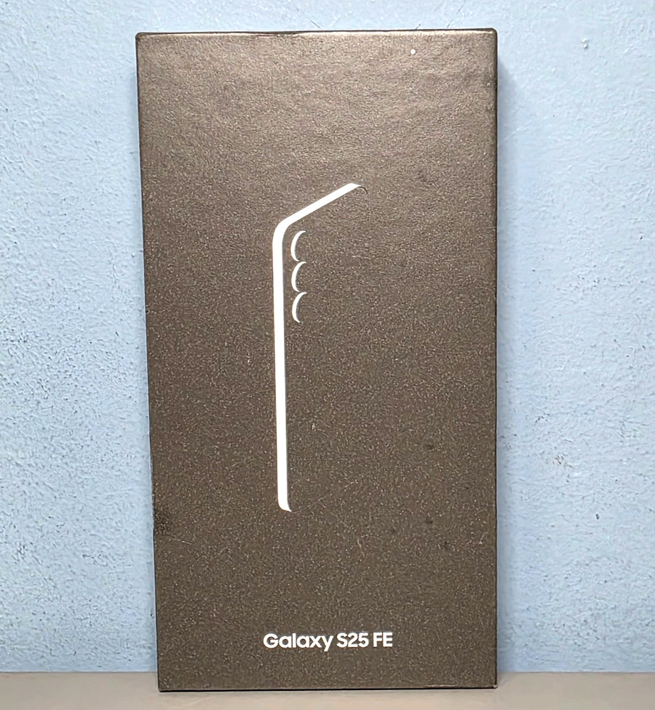 Samsung Galaxy S25 FE Phone – 128 GB – Jetblack (Unlocked) 50MP – New & Sealed!