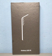 Samsung Galaxy S25 FE Phone – 128 GB – Jetblack (Unlocked) 50MP – New & Sealed!