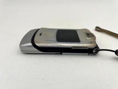 Motorola Flip Cell Phone Silver & Black 2.2″ Color Screen Micro USB with Battery