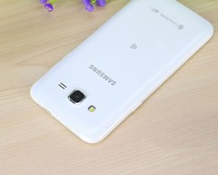 Samsung Galaxy J5 (2016) J510FN 5.2″ Quad Core Single SIM 4G LTE Smartphone