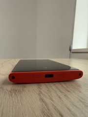 Nokia Lumia 920 – 32 GB (AT&T) – Some Scratches