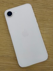 Apple iPhone 17e 6.1″ Physical SIM + eSIM A3634 Unlocked 256GB/512GB FedEx/UPS