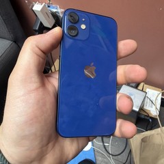 iphone 12 mini 64gb unlocked Good Condition Read Description