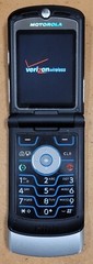 Motorola RAZR V3m – Silver and Black ( Verizon ) Cellular Flip Phone