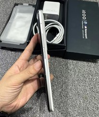 vivo iQOO 11S 5G 6.78″ 50MP 256/512GB 1TB Android 13 Snapdragon 8 Gen 2