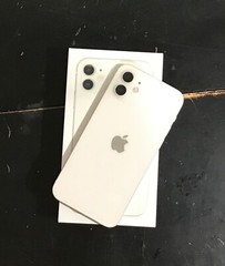 Apple iPhone 12 – 64GB – White (Unlocked)