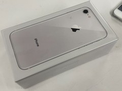 Apple iPhone 8 – 128 GB – Silver (Carolina West) A1863 – NEW IN BOX