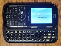 LG Cosmos VN250 – Black ( Verizon ) Cellular Slider Phone