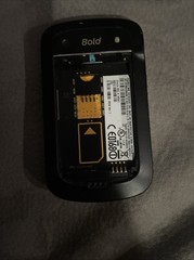 BlackBerry Bold 9900 – 8GB – Black Don’t Know If It Is Unlock “READ”