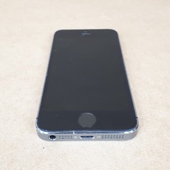 Apple iPhone 5s 16 GB A1533 ME296 C/A Space Gray 88% BH Cracked Display Unlocked