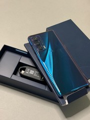 Open Box 9.5/10 – Motorola Moto Edge 5G 2021 256GB (Verizon) XT2141 Blue phone