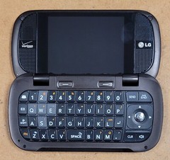 LG Octane VN530 – Brown and Silver ( Verizon ) Cellular Flip-Keyboard Phone