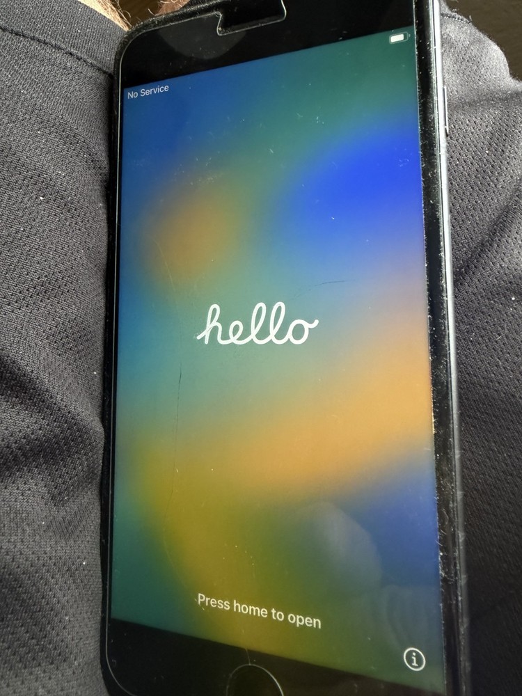 USED Apple iPhone 8 Plus 64GB Unlocked – 95% Battery Health Faint Screen Crack