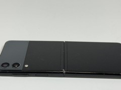 Samsung Galaxy Z Flip3 5G 128GB SM-F711U Phantom Black (AT&T)