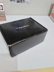 Blackberry curve 8520 Black Brand New Old Stock