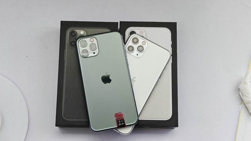Apple iPhone 11 Pro Unlocked 64 GB 256 GB 5.8 in Random Color Good Condition