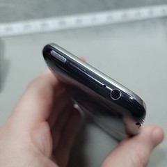 Apple iPhone 3G 8GB MB702LL/B iOS 4.2.1 Dead Pixels Vol Buttons Not Working