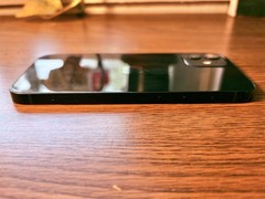 Apple iPhone 12 – 64 GB – !! Water Damage !!