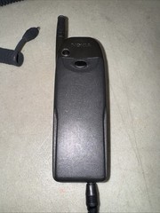 NOKIA 3285V Cell Phone – UNKNOWN CARRIER Powers Up + 2 Chargers