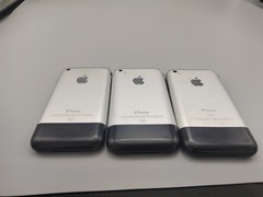 Apple iPhone 2G 1st Generation – 4 8 16GB (IOS 1.1.4) – Black (Unlocked) A1203-