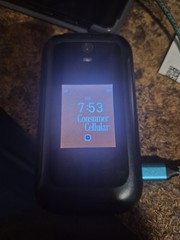 Consumer Cellular Iris Easy Flip Locked
