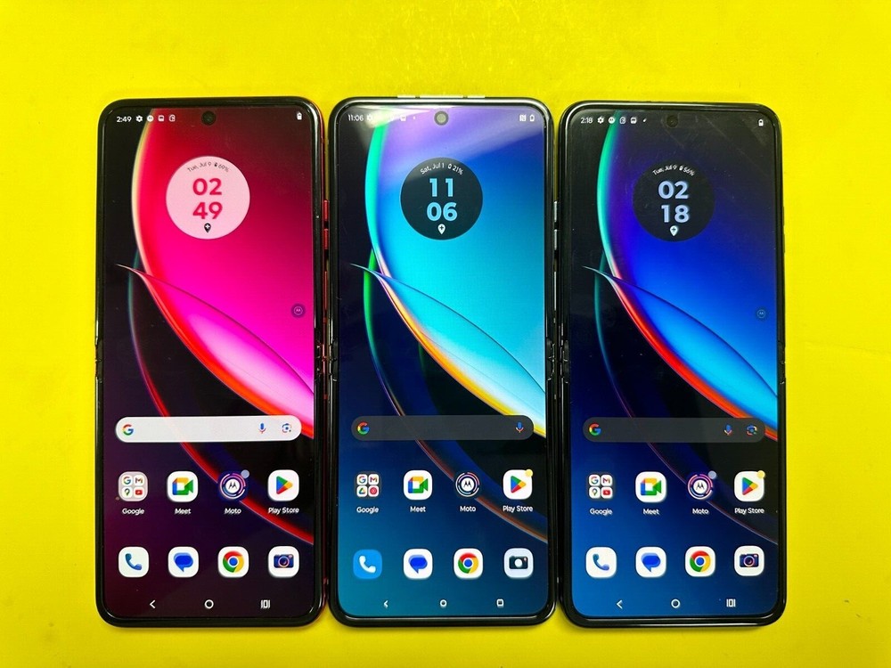 Motorola Razr Plus 2023 XT2321-3 – 256GB (Unlocked) Pick Your Color – Average