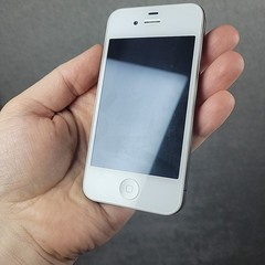Apple iPhone 4 8GB White Verizon iOS 7.1.2 Tested A1349 Works See Photos