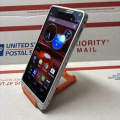 Motorola Droid Razr M 8GB – Verizon Smartphone – READ!!!