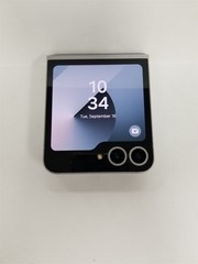 Samsung Galaxy Z Flip 6 256GB Silver SM-F741U (Xfinity) Fully Functional DF6286