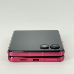 Motorola Razr Ultra (2025) Pink 1TB Unlocked – Good Condition