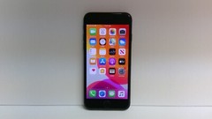 Apple iPhone 8 – 64GB – Black (Sprint) 