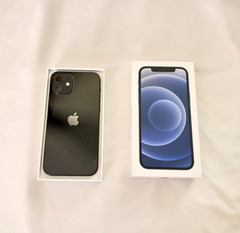 BUNDLE: Apple iPhone 12 64GB Black Unlocked, Original Box, Accessories Included
