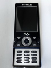 Lot of x2 Walkman W995 Phones with M2 Memory Chips: Read Description!!