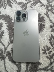 iPhone 16 Pro Max – Mint Condition- 256gb – Natural Titanium