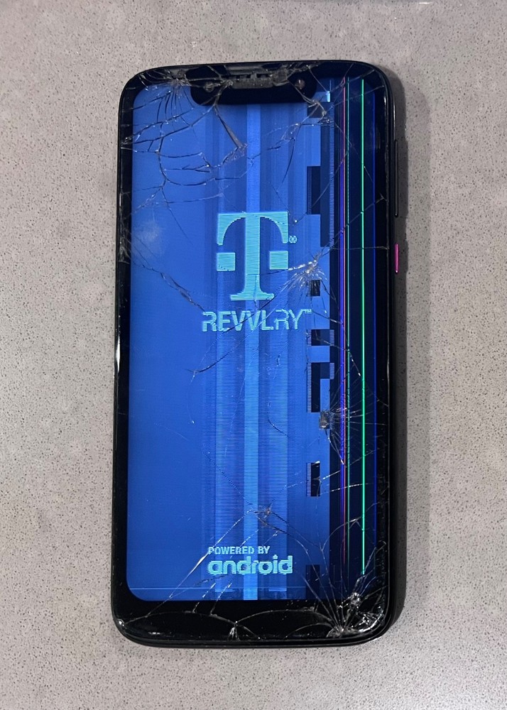 Damaged Motorola Moto REVVLRY XT1952-T 32GB (T-Mobile)