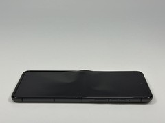 Motorola Razr (2024) XT2453-3 Koala Gray (Unknown) – Broken