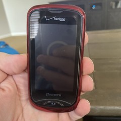 Pantech Hotshot – Red (Verizon Prepaid Smartphone CDM8992VW Untested