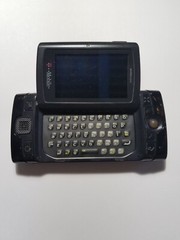 Collectors T-Mobile Simple MetroPCS 2G Sharp Sidekick 2008 PV210 Rare Cell Phone