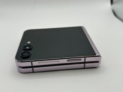 Samsung Galaxy Z Flip5 -512GB Unlocked – Lavender Purple