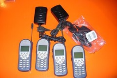 4 MOTOROLA NEXTEL i205 MOBILE CELL PHONES + 3 CHARGERS