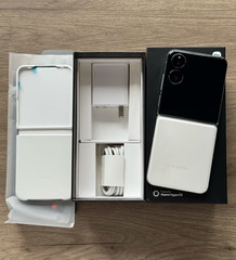 Xiaomi MIX Flip 5G Foldable Snapdragon 8 Gen3 Leica 4.01″ Outer Display Unlocked