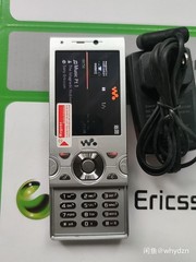 Sony Ericsson w995 w995i 3G WIFI Bluetooth GPS 8MB Camera mobile Keyboard phone