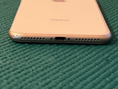 Apple iPhone 8 Plus – 256GB – Gold unlocked A1864 (CDMA + GSM)