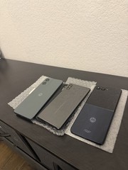3 Phone Parts Lot – Motorola Razr 2025, 2024 Moto G 5G, Xiaomi Mi MIX 2S PARTS