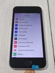 Good Apple iPhone SE 1st Gen 2016 Unlocked 16/32/64 GB iOS 15 Ver Random Color