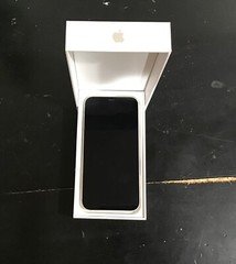Apple iPhone 12 – 64GB – White (Unlocked)